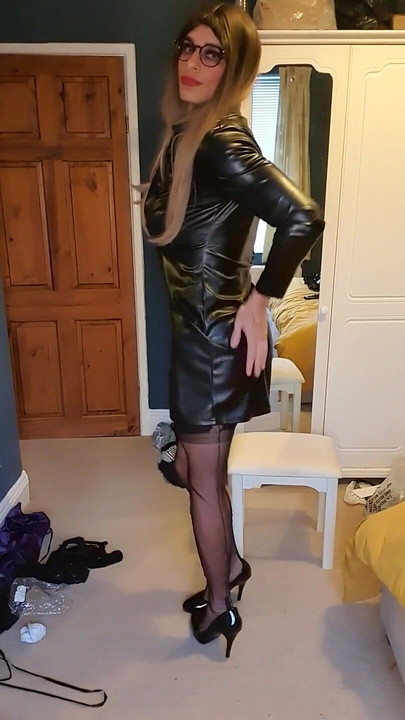 I hope your going to be on your best behaviour for Mistress Jessica in her new leather shirt dress