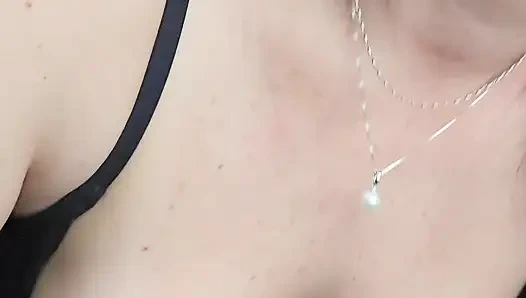 "Kamyon sikişi" evli kadının amına boşalıyor!