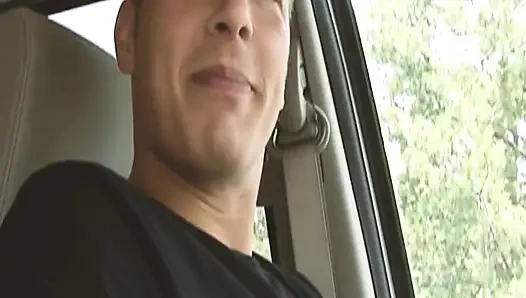 Erwischt, hausfrauen szene-1_mature rothaarige mit einem dicken arsch genießt einen weniger erfahrenen schwanz