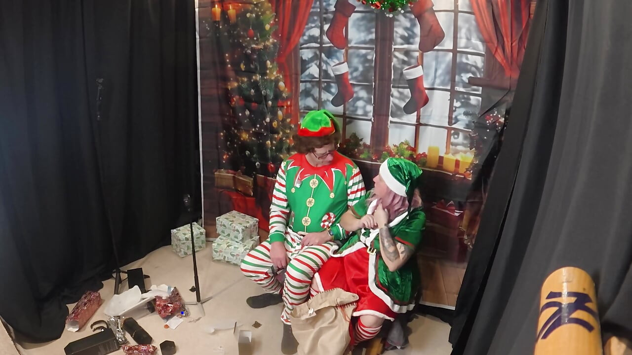 8日目:セックスおもちゃ棚のエルフたち