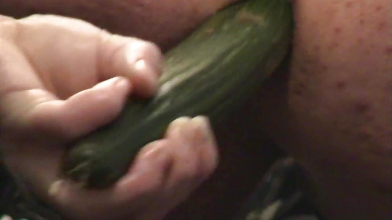 Harness cucumber dildo jerk off anal beads