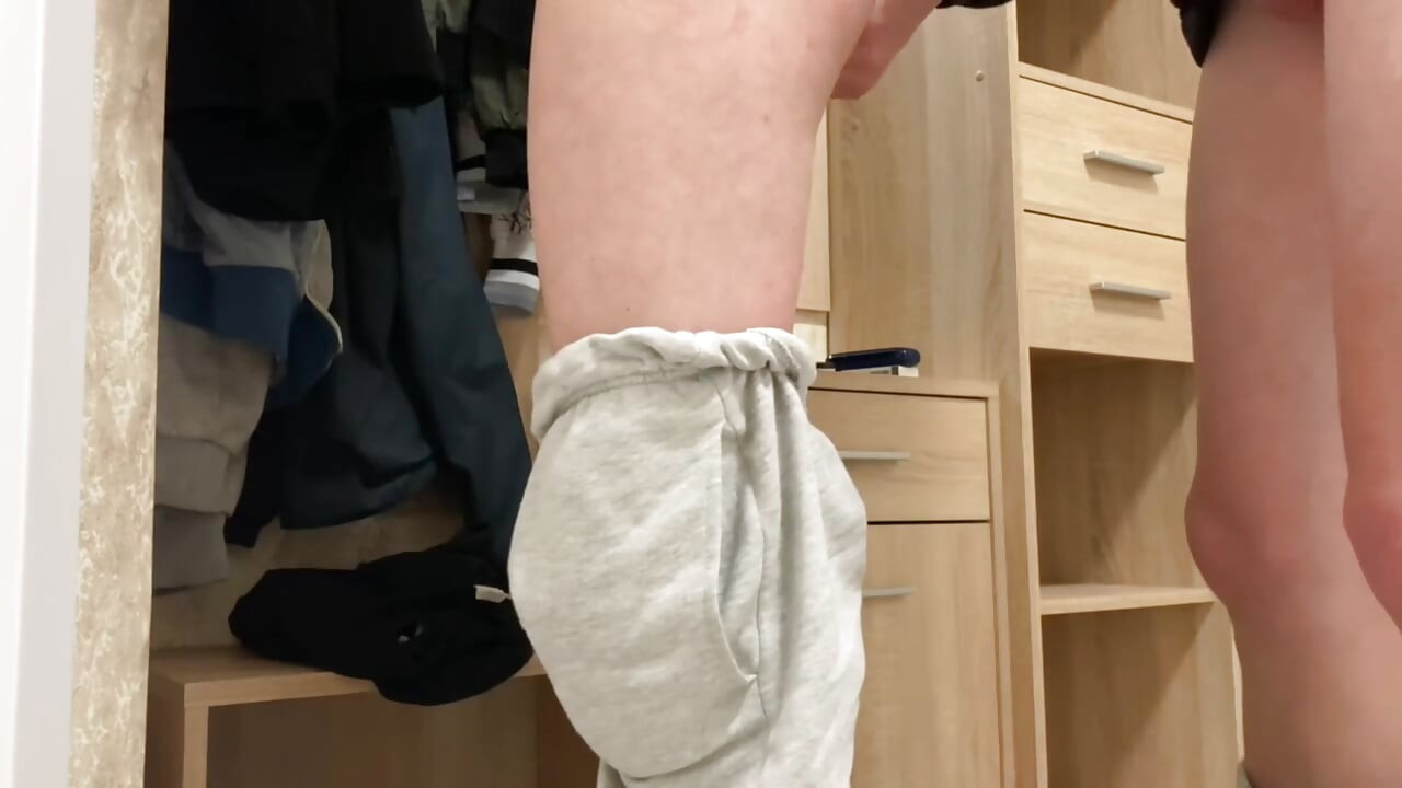 18-jähriger typ fickte seinen nachbarn im stehend doggystyle