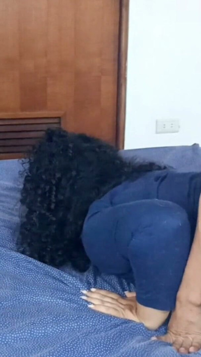 The sister-in-law's shorts are unrivaled. | Clip 1