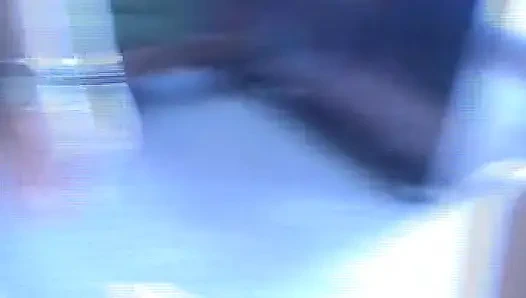 Немецких крошек застукали с использованием страпона и трахнули