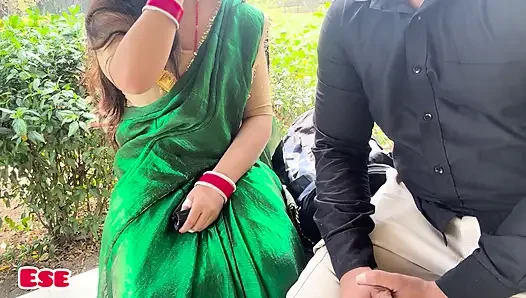 Desi Beautiful Bhabhi Mili Park Mein AUR Ghar tak Aaayi Chudai Ke liye