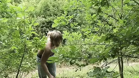 Raw Fuck in the Woods