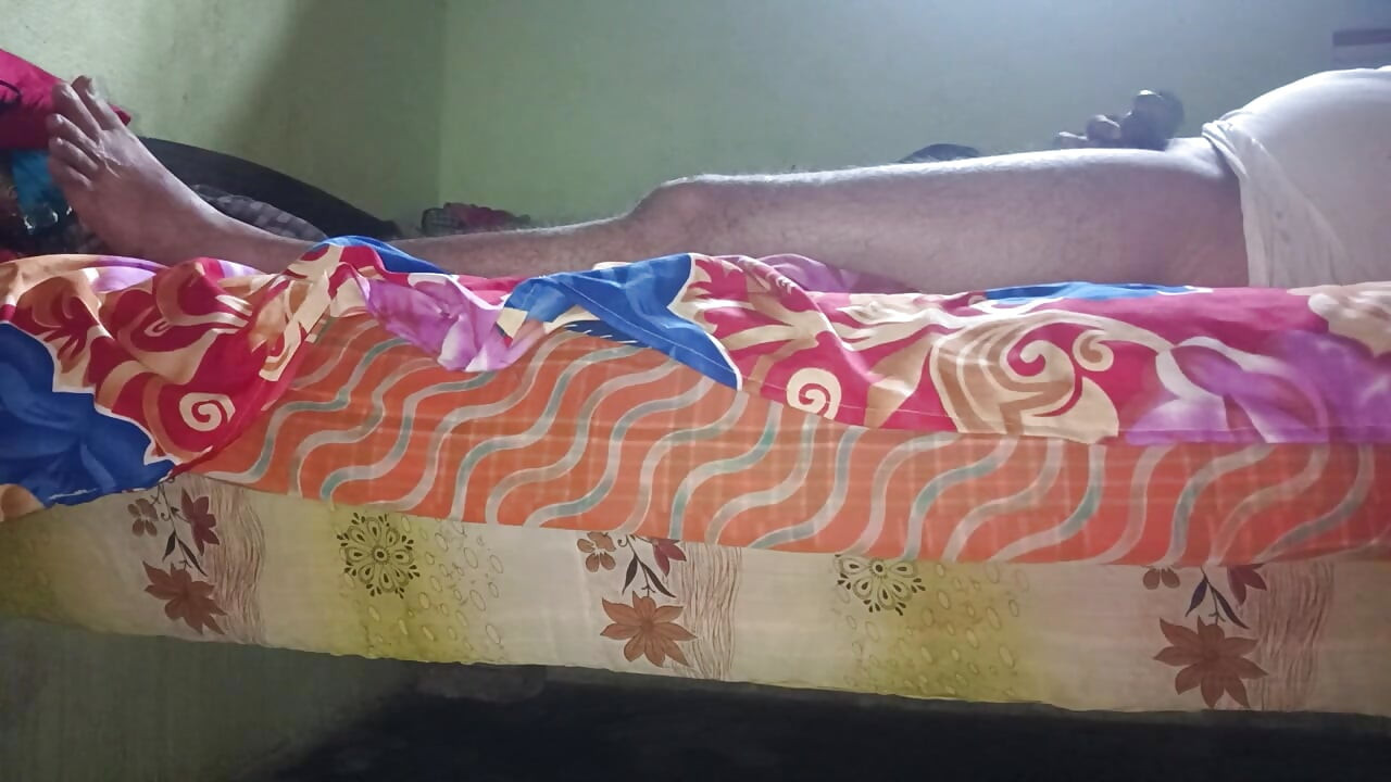 Šukací videa desi Pooja Bhabhi a vesnický švagr