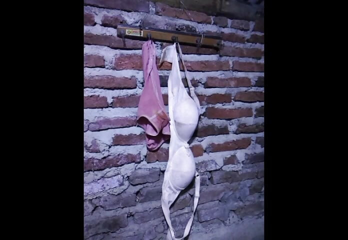 Los vestidos de novia de la tía Anne son muy sexys