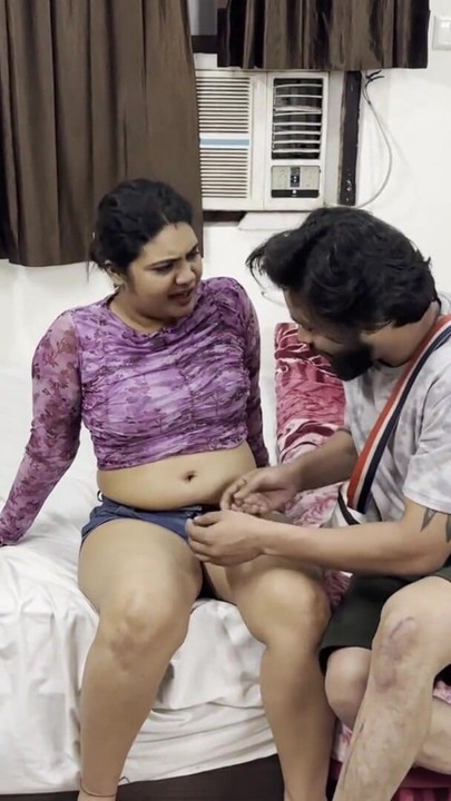 Desi Bhabhi Ki Chudai Video Hindi Audio | Clip 1