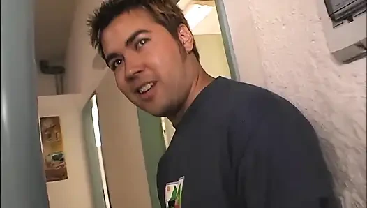 Nicky reed benar-benar punya pantat bahenol - tante mesum dan gadis remaja