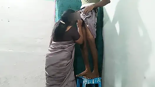 Анальный секс, я всовываю свой пенис через зрелую задницу