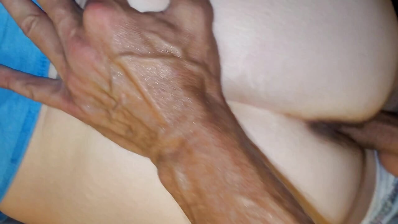 Bbw wife gets huge creampie pt3