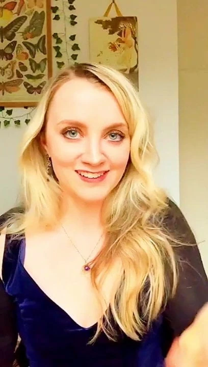 Evanna Lynch - Instastory