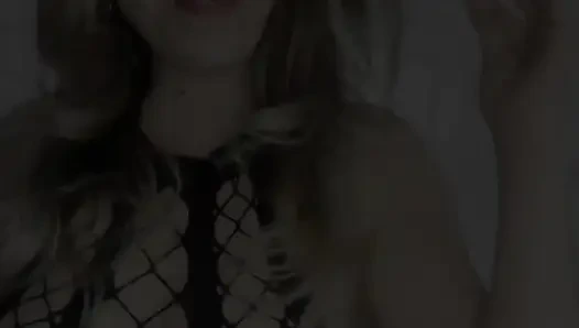 Debbie Waterfall Shows You Her Pussy and Plays