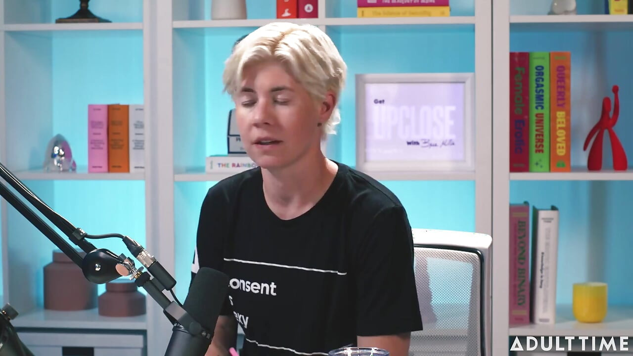 Ekshibicjonizm Lilly Bell, sexting i upodmiotowienie | Podcast czasu dla dorosłych