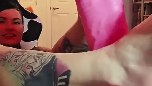 Slutty Big Tit Step-mom Gives Foot Job on Live