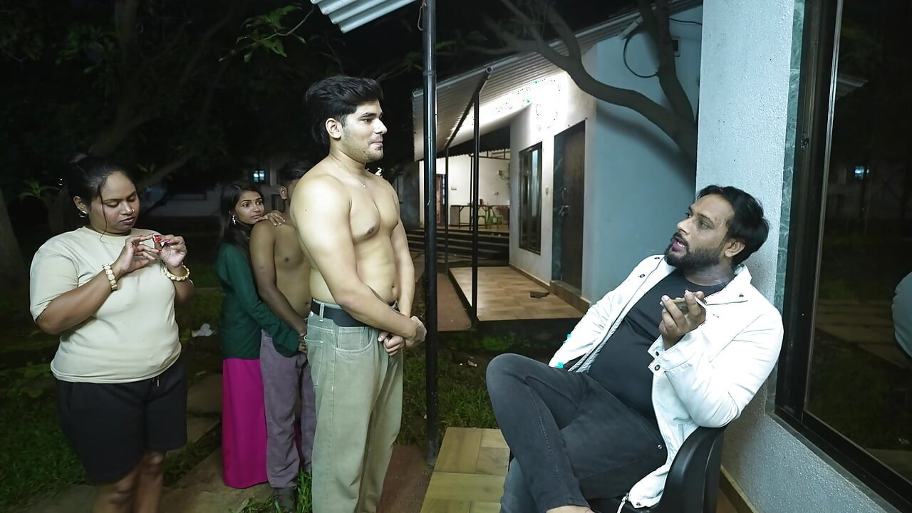 2 индийски момичета напълно голи, твърд секс, пълен