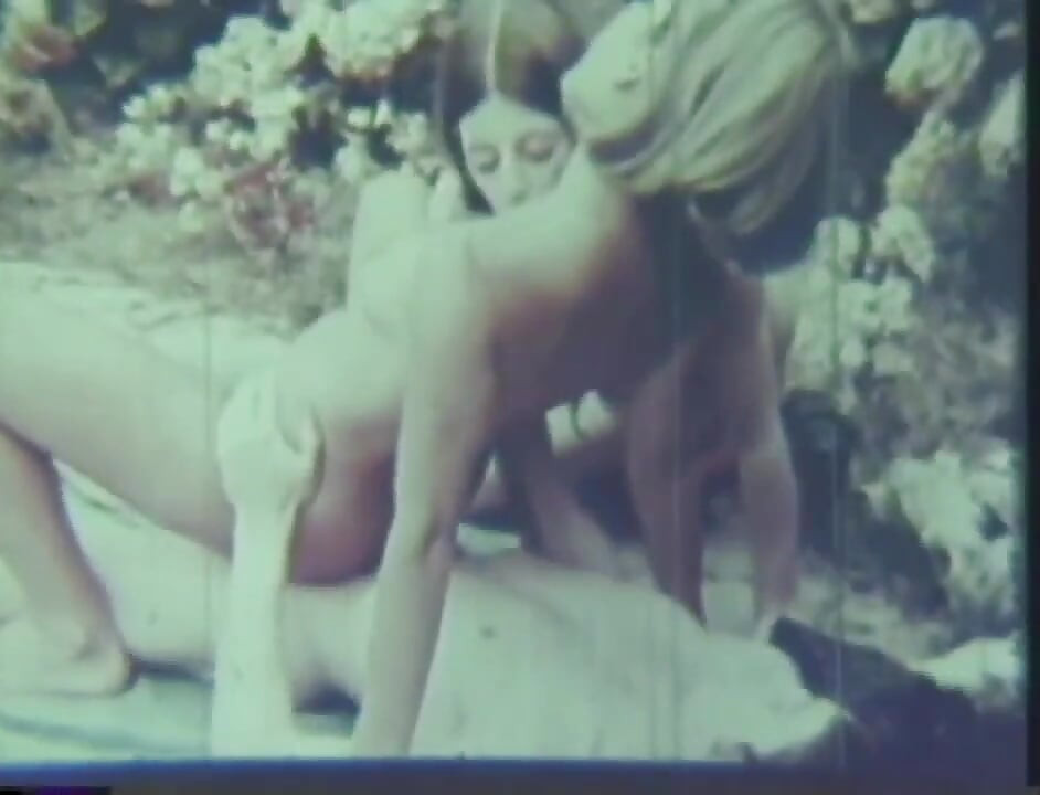 Hot vintage sex outdoor by the swimming pool!