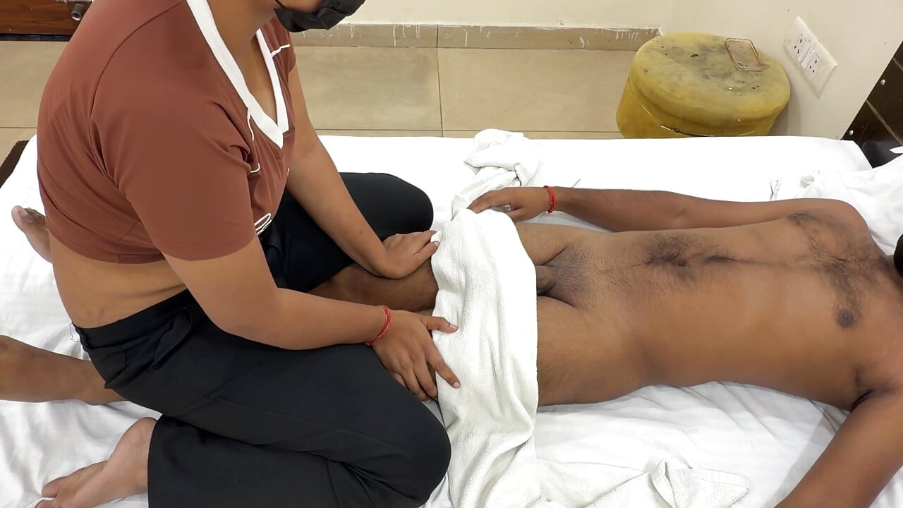 Meine college-freundin gab mir eine massage bei mir zu hause