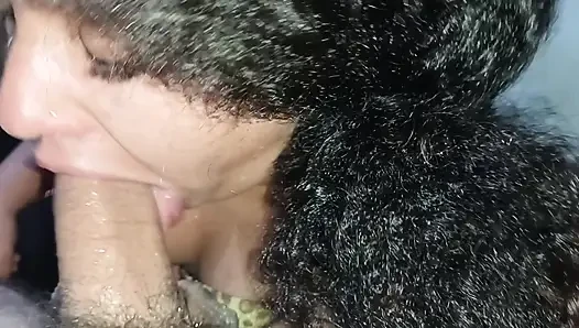 SERAKAH PENUH DENGAN HORNINESS DI MULUTNYA, MELAHAP KONTOL TANPA AMPUN