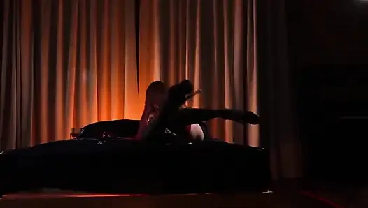 Самый Горячий Танец Прямо На Кровати