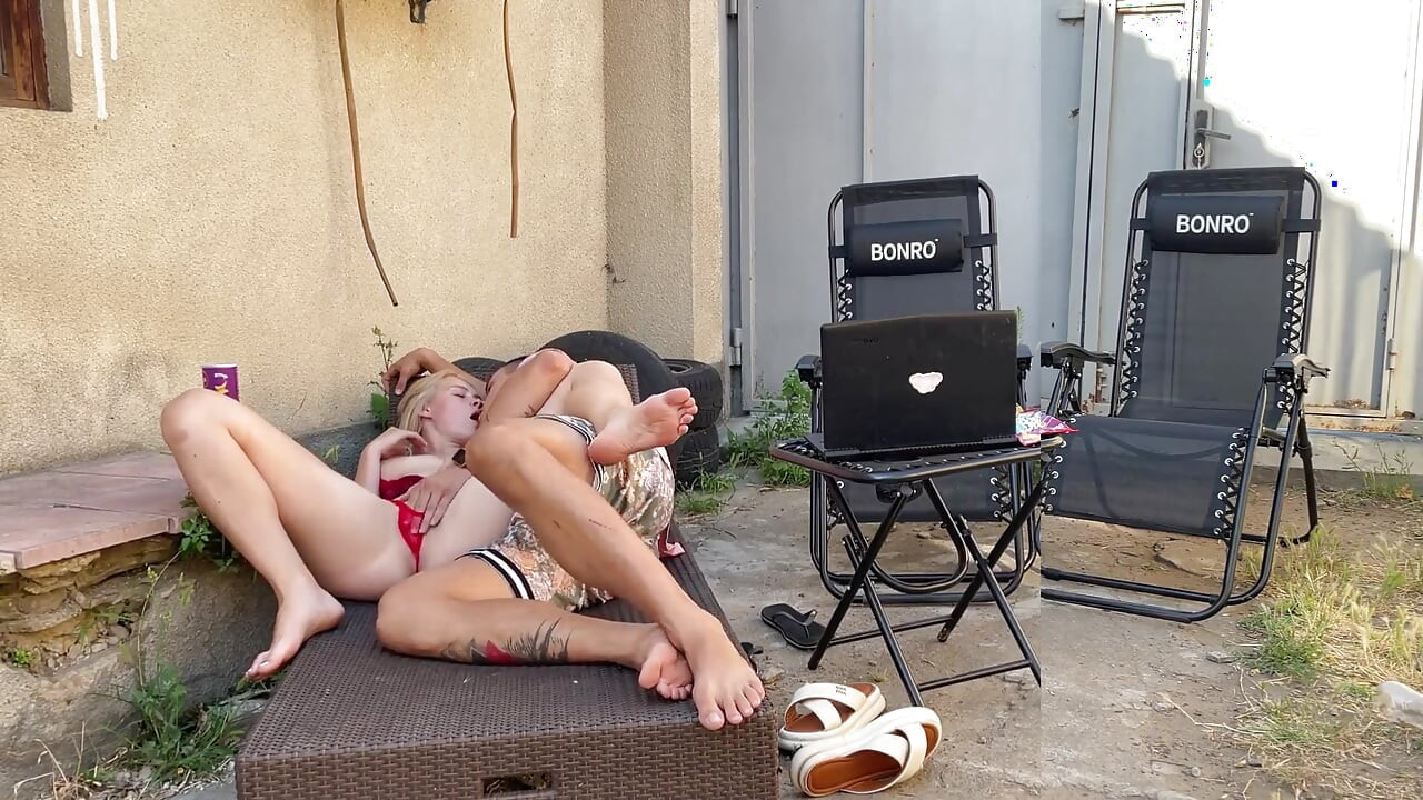 Cuckold Fantasy: Girlfriend Watches Her BF Fuck Her Sister