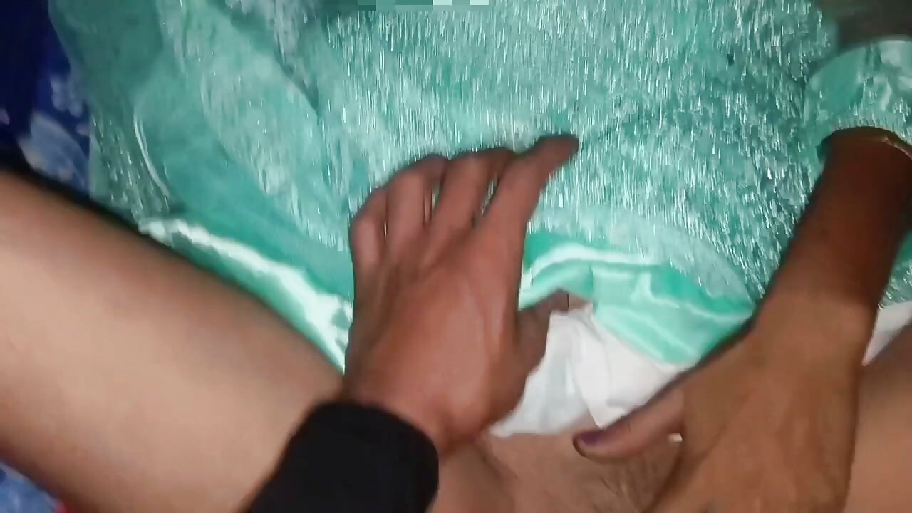 Indian Desi Village 18+ Teen Girl Fucked Hard by Her Lover