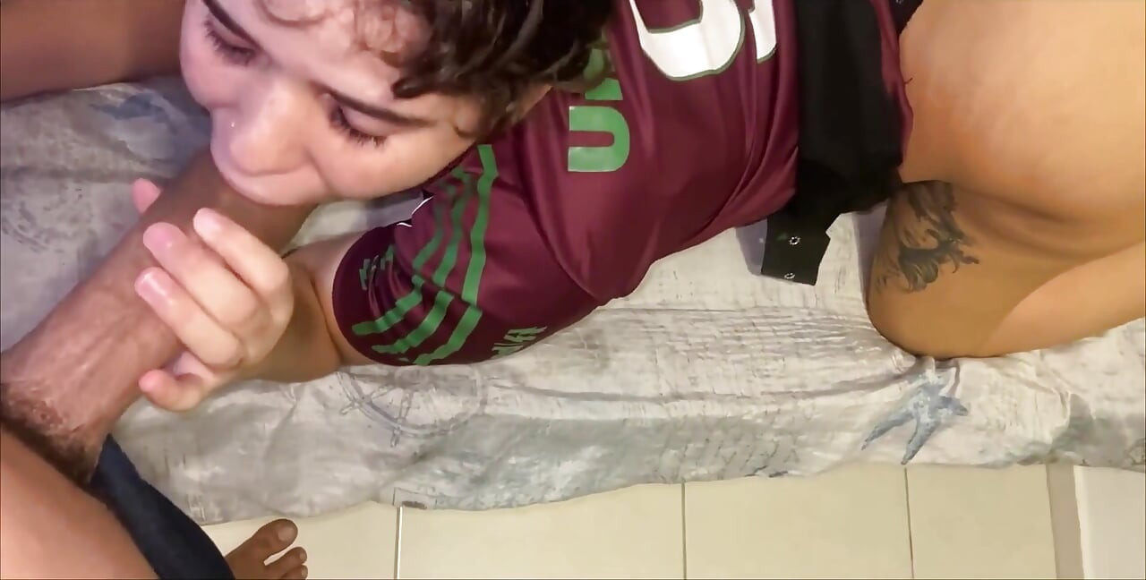Half Stepsister Shows off, I Took the Opportunity to Record