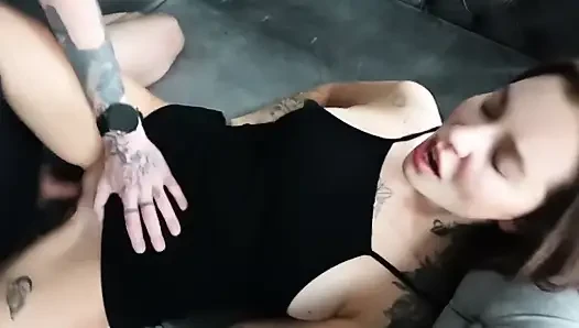 Meine freundin mit einer freundin gefickt