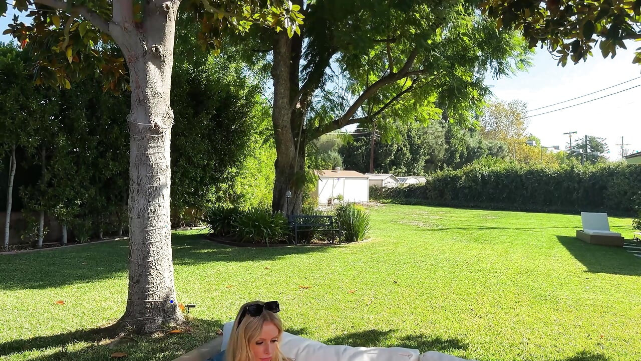 Stepmom Wants to Try Being a Nudist and Gets Double Creampied