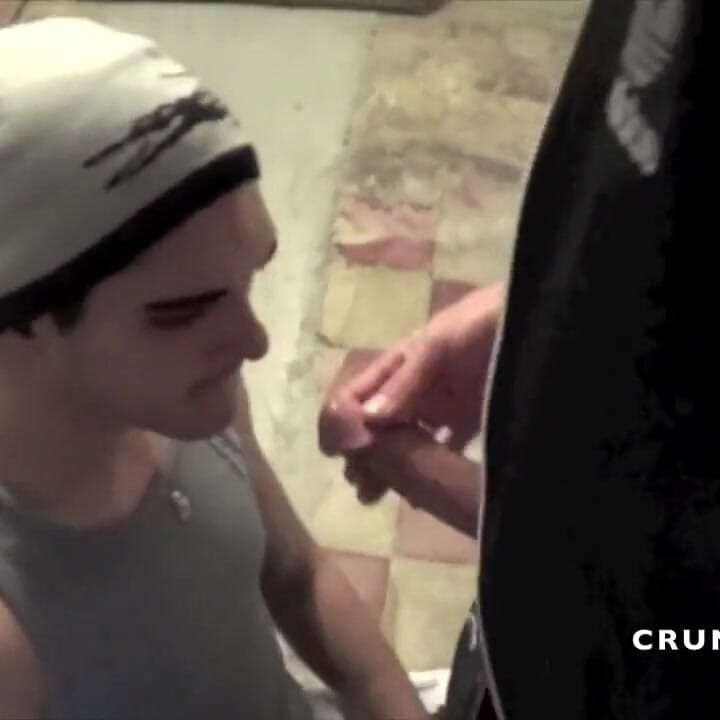 Romeo fodido por xxl pau árabe