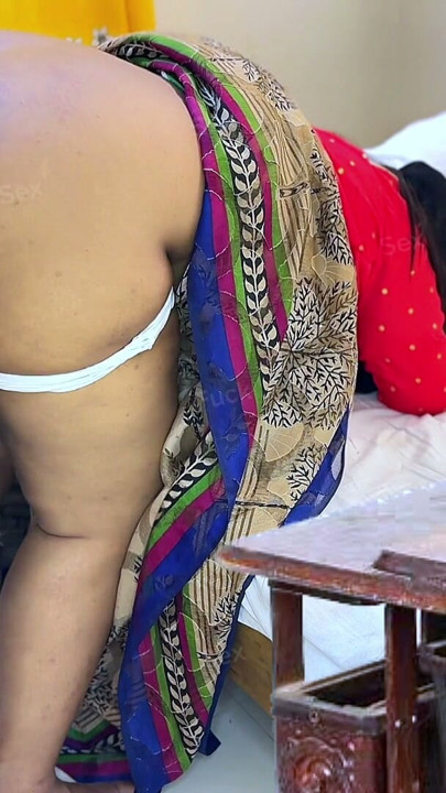 Darji Meri Maa ko Chod dala naap leta leta (Tailor Fucked My Mother In Shop) | Clip 3