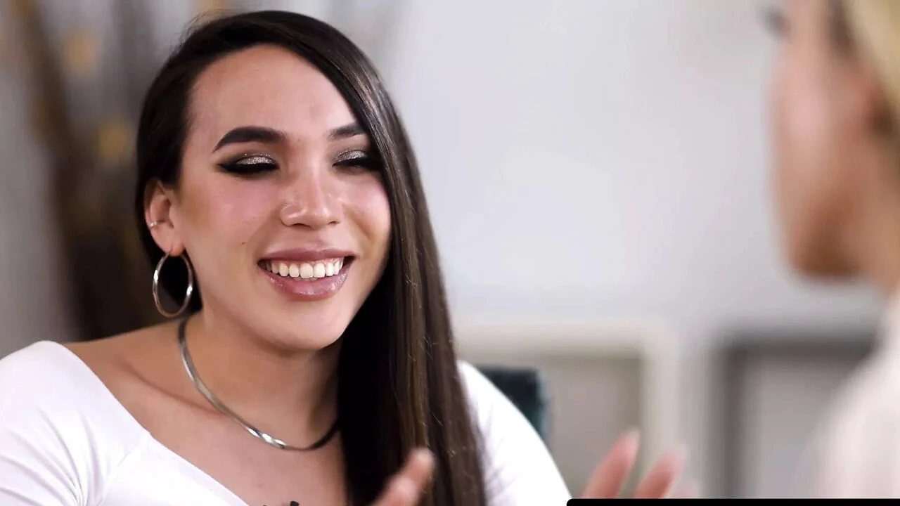 Transfixed - asyalı güzellik kasey kei görüşmeci aiden ashley için düşüyor ve tutkulu seks