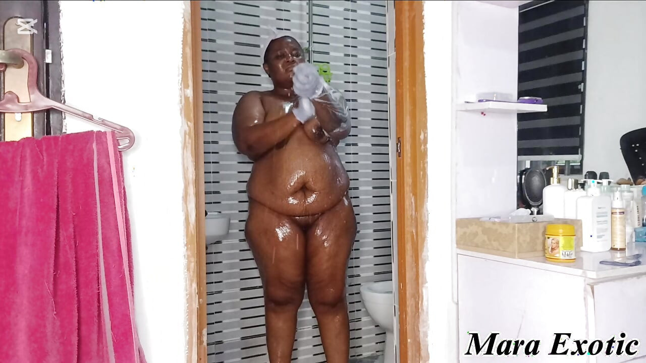 Spend the Day With Me... Alone: Grooming & Shower Routine.