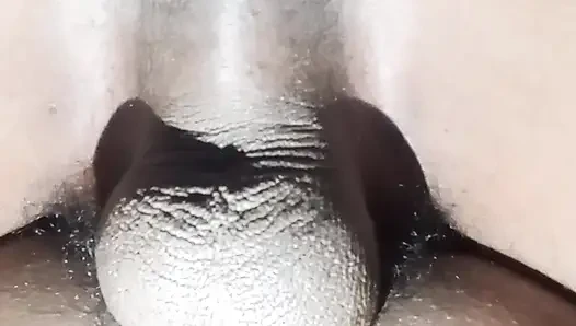 Sri lankan cheating wife fucked by next door man in the morning while i calling her phone