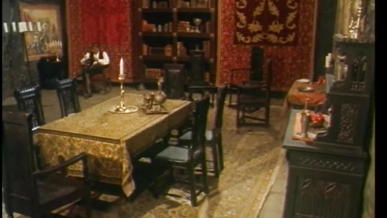 Kıllı amcık sikişiyor nostaljik Venere Bianca