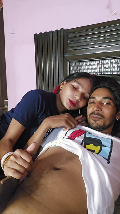 Friend provoked to have sex Hindi audio sex