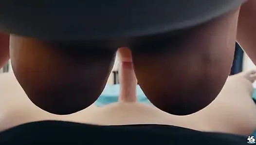 Amatir Sejati - Babes Amatir Memamerkan Payudara Besar dan Keterampilan Deepthroat-nya