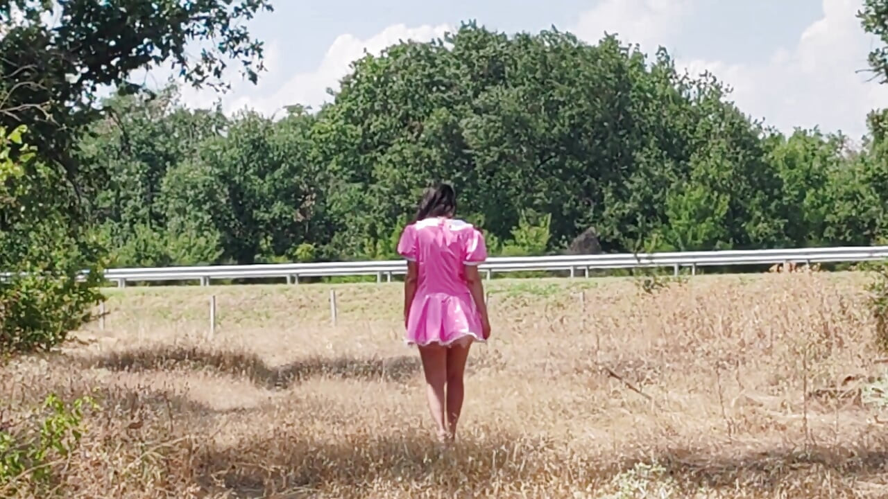 A Slave Slut Shows off Her Pink Ass on the Highway