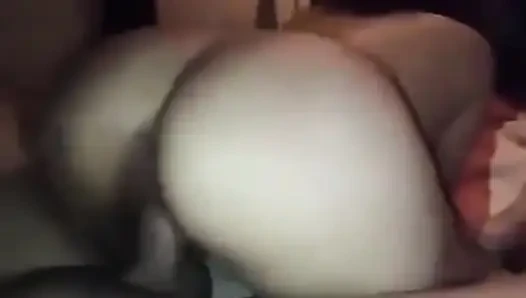 Латина скачет на хуе