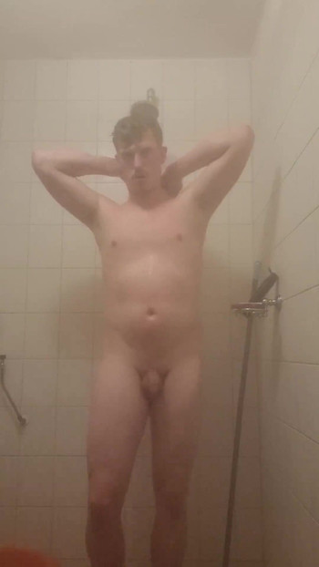 dutch guy shower