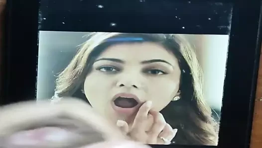 Kajal agarwal kaltak alır cummed üzerinde dudaklar...cum haraç 2