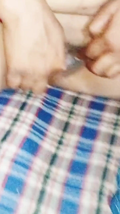 Primeira vez orgasmo esguichando vídeo desi bhabhi hardcore hindi audio gemendo vídeo | Clipe 2