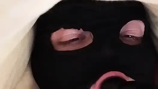 Onu ağzımın derinliklerinde istiyorum