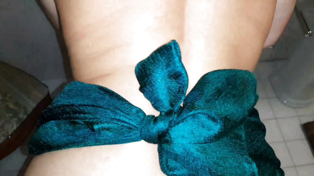 Part of Selena's Bathroom Games