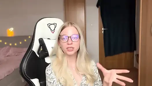 3 Types of Chastity Slaves