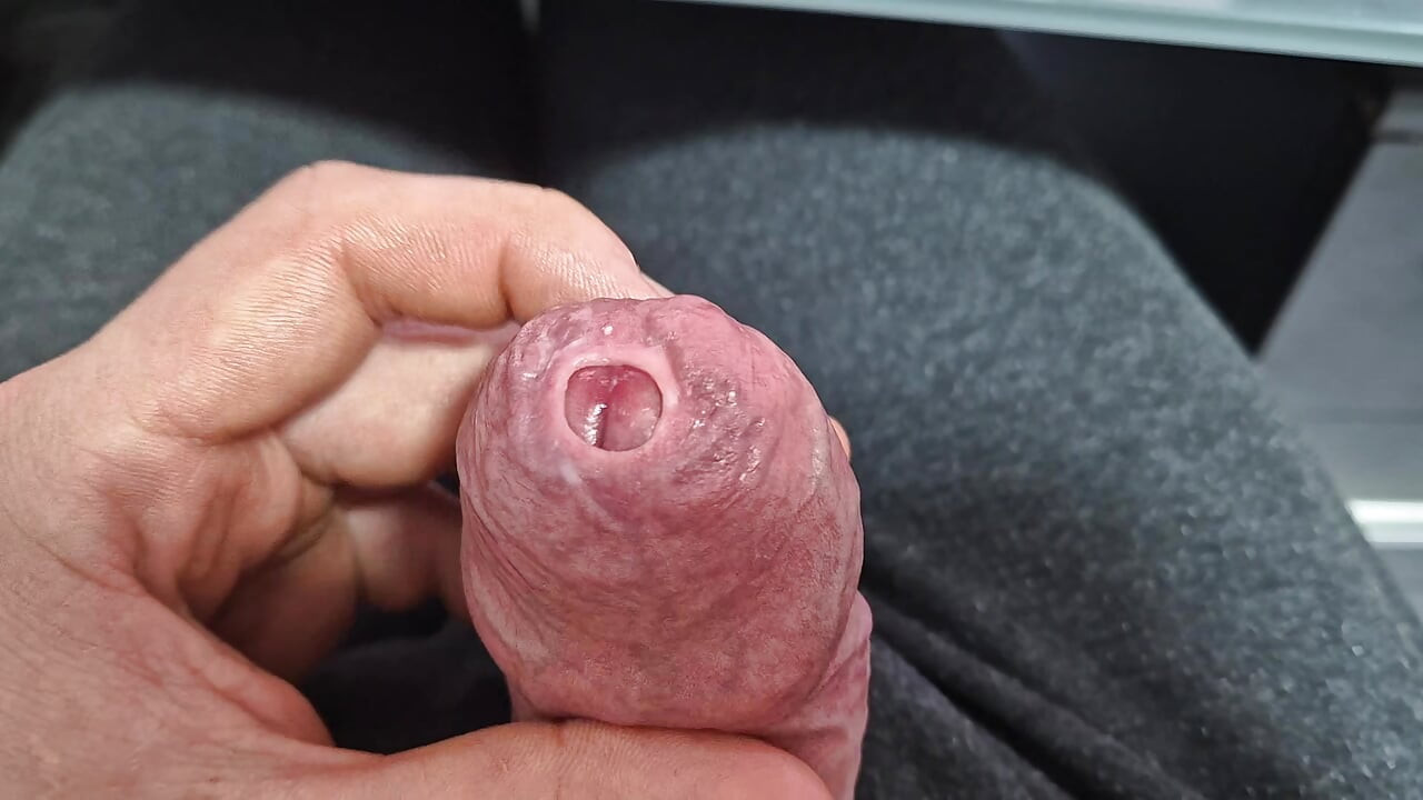 Neporezana Uska Fimoza Kurac Precum Zavodljivanje za Ljubitelje Prepucija S Izbacivanjem Sperme