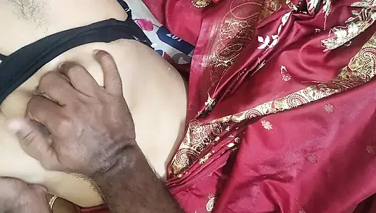 Batchelor neighbour men qHousewife red colour saree with hot fucking
