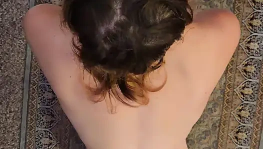 Nerdy milf sucks dick on her knees