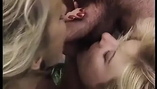 Kompilasi milf vintage dalam aksi seks 1on1 dan 3some dengan banyak mani muncrat di seluruh tubuh mereka